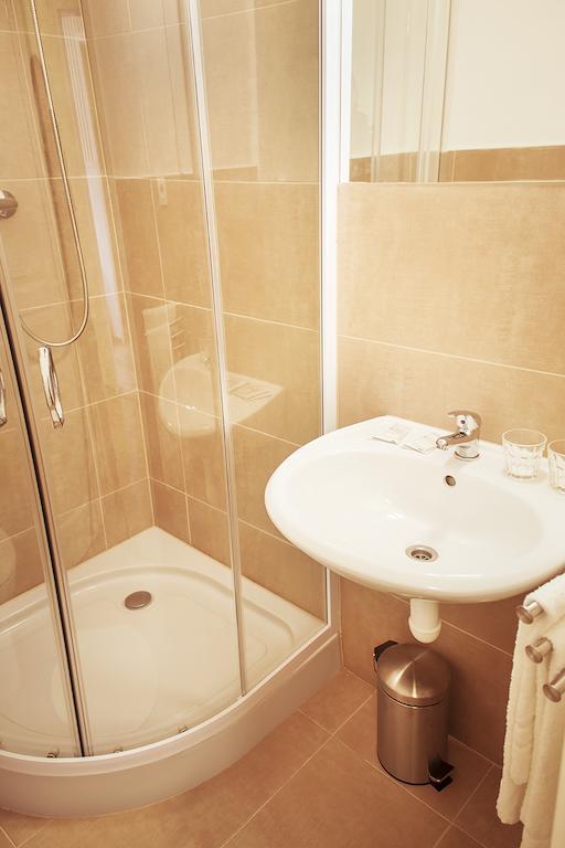 Villa Sipeky Senec Phòng bức ảnh